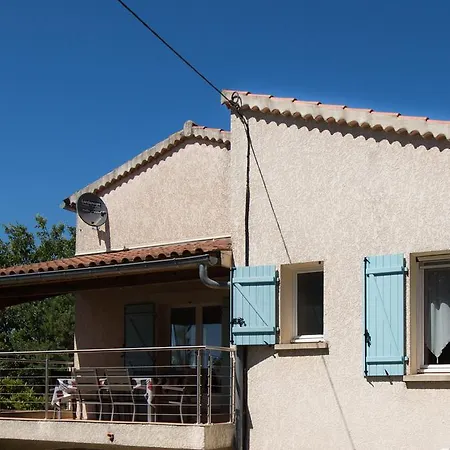 Couette-café Gites La Mesange 3*